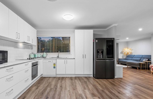 Pottsville House | Waterside Retreat Pottsville - Pet Friendly
