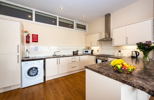 Barrow-in-Furness Apartment | Waterview Deluxe Apartments