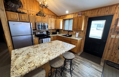 Waubay Cabin | Waubay Getaway-Waterfront Hunting/Fishing Cabin in Northeast SD
