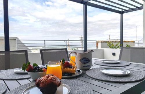 Muizenberg Apartment | Wavescape Bayview Bliss