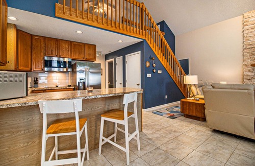 Manistee House | Wavesong Cottage: Perched on Lake Michigan between Ludington and Manistee