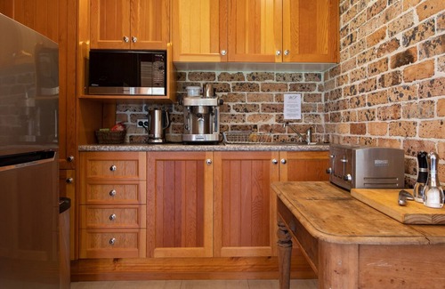 North Nowra Apartment | Waymount Farm Luxury Escape for families, couples and pets.