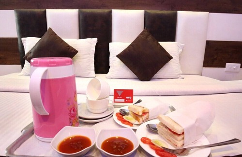 Pimpri Colony Hotel | WE Hotel Chinchwad