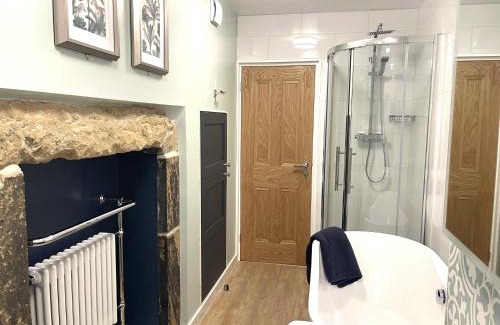 Skipton Apartment | Weavers Rest - New Boutique Retreat in Central Skipton with Parking