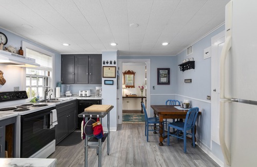 Franklin House | Webster Lake Waterfront Home!