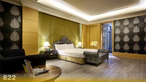 South District Hotel | Wehome Motel