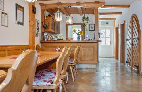 Iphofen House | Wein- und Gästehaus Lutz