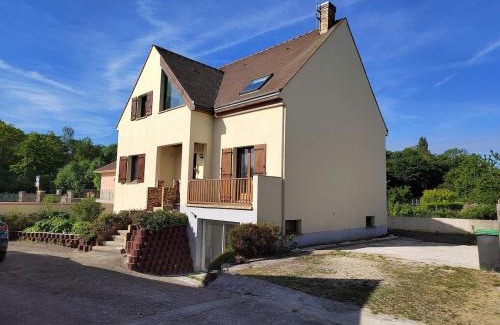 Vert-le-Grand Apartment | Welcome Home