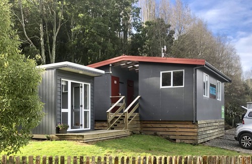 Tikitere Cottage | Welcome to Blackwood Cottage - Pets welcome