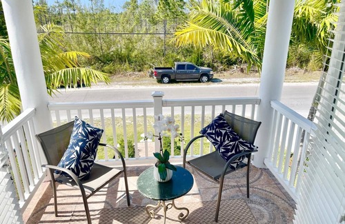 Coral Harbour House | Welcome to Eleven! Beautiful 2 Bedroom Unit Near Airport & Beach