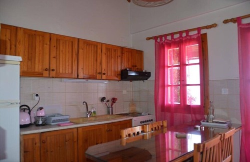 Paralia Vergas House | Welcome to Fourseazon house,in Kalamata,Greece!