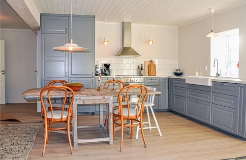 Klassbol Apartment | Welcome to Haltersbol and this vacation home from 2019. The standard is high and the house offers a