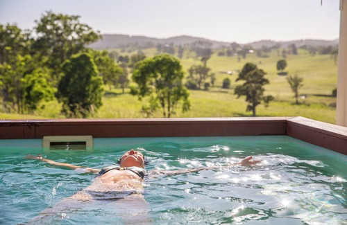 Greens Creek House | Welcome to our sanctuary Tivoli Retreat: Where Body, Mind & Spirit Find Bliss!