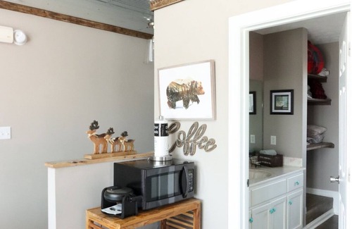 Sloans Valley Apartment | Welcome to “Rustic Suite” – Your Charming Retreat at Lake Cumberland
