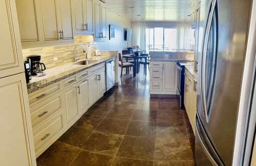 Estate Salt River Condo | Welcome to Sunset Serenity! This charming retreat boasts 2 bedrooms and 2 bathrooms!