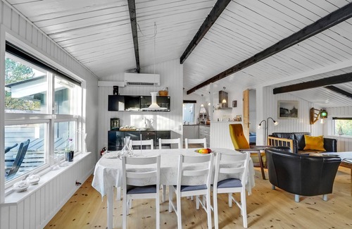 Sønder Vorupør House | Welcome to this beautiful vacation home in beautiful surroundings close to the North Sea coast.
