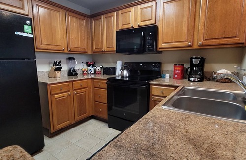Florida Central Atlantic Coast Condo | Welcome to this Blue Heron Beach Beauty.