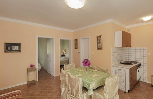Zavala Apartment | Welcome to Villa Tamara! Luxury Apartments
