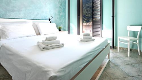 Bosa Historic Centre Apartment | Welcomely - Via Gramsci 31 - PARCHEGGIO PRIVATO