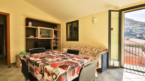 Bosa Historic Centre Apartment | Welcomely - Via Gramsci 31 - PARCHEGGIO PRIVATO