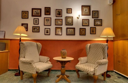Paldi Hotel | WelcomHeritage Mani Mansion