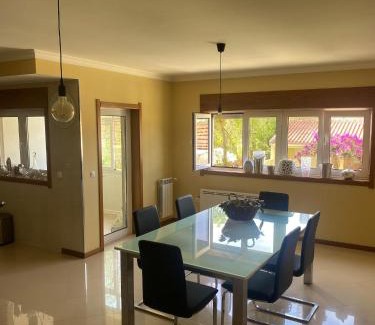 Mira House | Welcoming house with terrace and garden in Barra de Mira