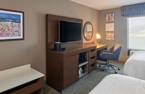 Smithfield Hotel | Welcoming Smithfield Stay - Free Breakfast, Fitness Center | 3 Units