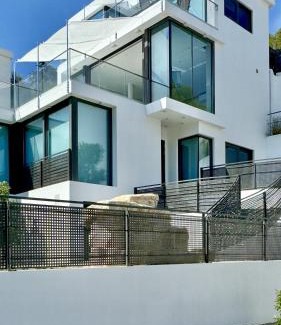 Llanca Villa | WELCS VILLA DE LUJO 177 EMP con piscina privada