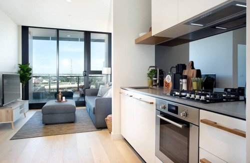 West Melbourne Apartment | Well connected North Melbourne Escape with Balcony