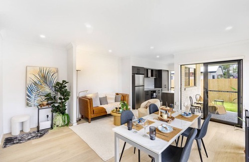 Browns Plains House | Well-decorated cozy 3BR home @Browns Plain