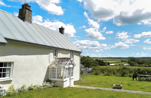 North Tamerton Cottage | Well Farmhouse - UK11880