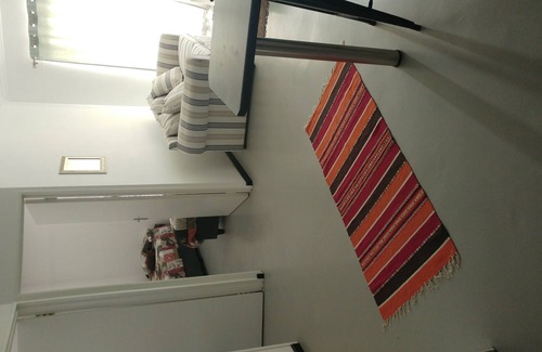 Flamingo Vlei Apartment | WELL LOCATED FULLY FURNISHED SELF CATERING FLATS IN BEAUTIFUL CAPE TOWN ! !