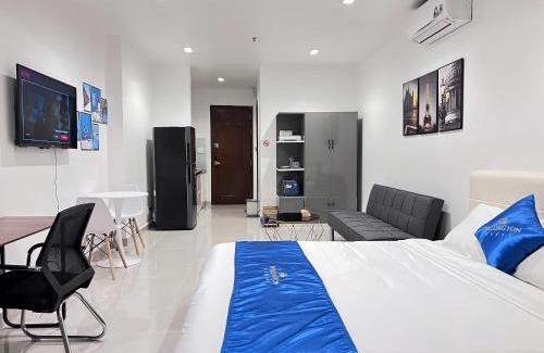 Tan Binh Apartment | Wellington-Sky Center Next to Airport free Pool
