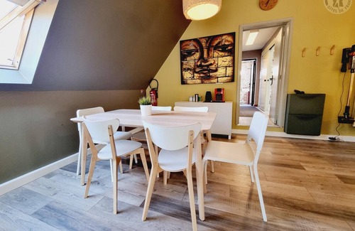 Gussignies Apartment | Wellness cottage with pool, spa and sauna in Gussignies