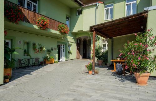 Lipnik nad Becvou House | Wellness penzion U Grygarů