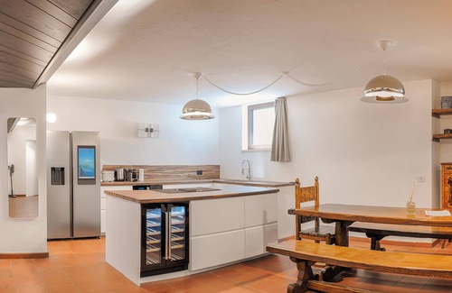 Gries - Quirein Apartment | Wellness Smart Suites