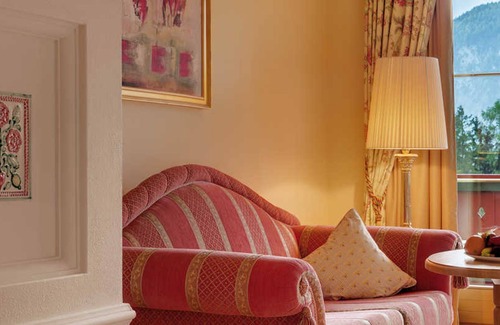 Maurach Resort | Wellnessresidenz 45m² - Der Alpine Kraftplatz - Alpenrose /Cocoon Lodge