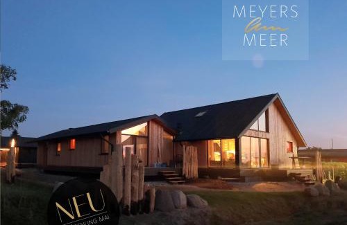 Boiensdorf House | WerderChalet - SEABREEZE - Meerblick I Strand 150m I Sauna I eKamin I 2 Personen und Kind I by "Meyers am Meer"