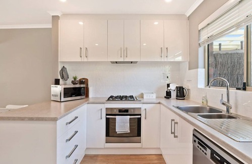 West Beach Apartment | West Beach Family Beauty - 2 Bed Home