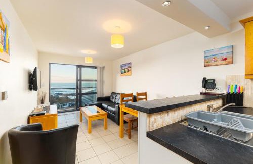 Westleigh Apartment | West Beach - Holiday Apartments