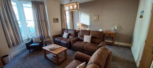 West Cliff House | West Cliff Townhouse with parking