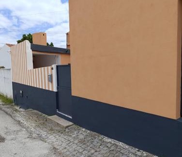 Bombarral House | West house