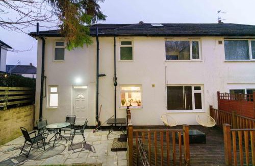 Chapeltown House | West Park House