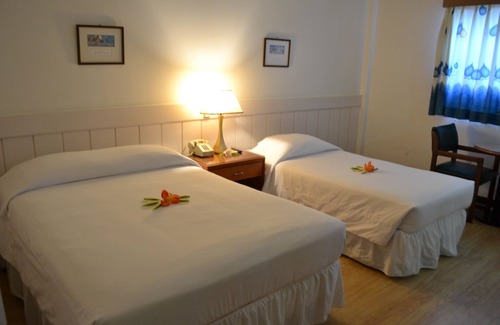 Koror Hotel | West Plaza Hotel Downtown