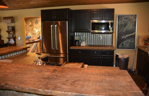 Talmont House | West Shore Home near Sunnyside - high end furnishings and lodge style design