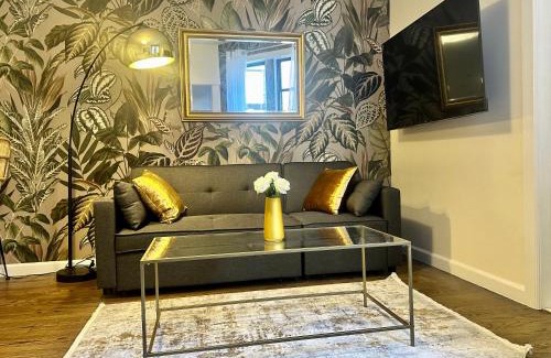 West Village Apartment | West Village Lush Green