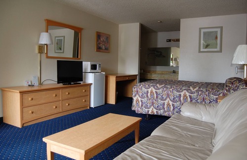 Fort Lewis Hotel | Western Inn Lakewood Tacoma