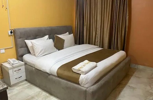 Ede Hotel | Western Sun Suites and Event Centre
