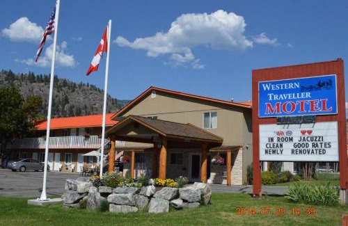 Grand Forks Hotel | Western Traveller Motel