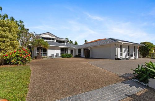 Westlake Apartment | Westlake Getaway - Relaxing Pool & Golf Links